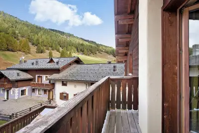 Image de Appartement Palipert Baita Aris avec vue sur les montagnes, balcon et Wi-Fi.