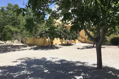 Image de House with large garden - 2 min from the beach!