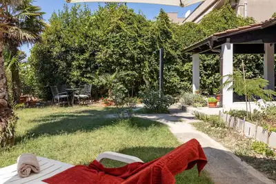 Image de Sea View & Beach Luxury Palm Garden Split Apartment