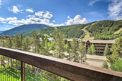 Image de < 1 Mi to Slopes: Mtn-View Keystone Condo