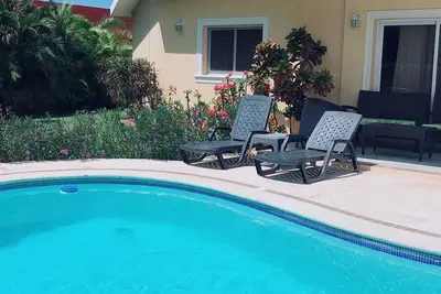 Image de Villa di 3 stanze con piscina privata in complesso di lusso, trasporti gratuiti