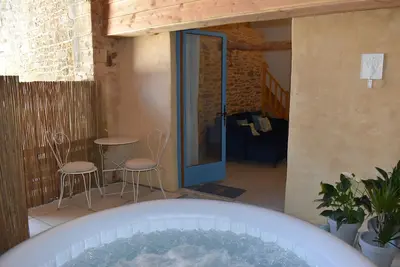 Image de Maison de vacances romantique, avec bain à remous, près de Sarlat.