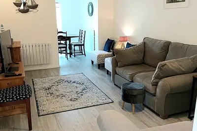 Image de Beautiful family sized holiday home 1 minute from the beach