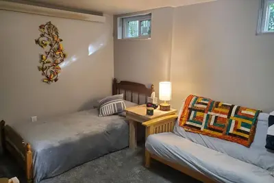 Image de Comfortable basement apartment, close to downtown Cheyenne for Cfd.