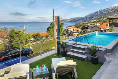 Image de Maison de vacances privée avec piscine privée, Wifi, climatisation, Tv, terrasse, parking
