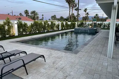 Image de Relaxing 3 bedroom villa with pool and spa