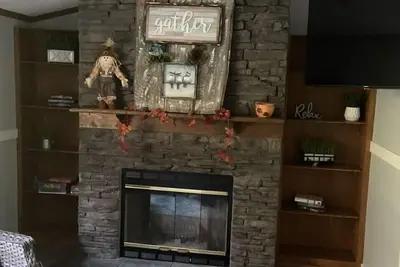 Image de Private Cottage Near The Lake with 3 bedrooms, 2 baths, and a gameroom!