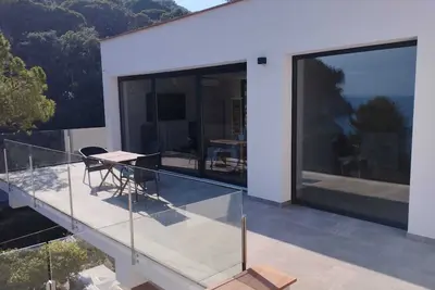 Image de Spain / Costa Brava/Tossa de mar/Santa Maria de Llorell, for up to 6 people