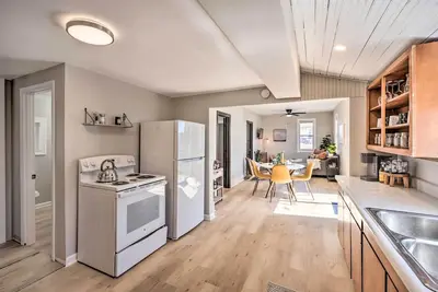 Image de Sunny Superior Home - Swim, Hike, & Explore!