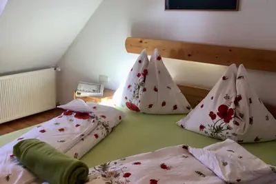 Image de Kalkbergzimmer - Bio-bauernhof Anawander