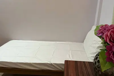 Image de One Private room with hall and kitchen-Fully furnished