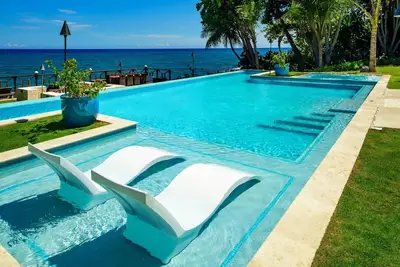 Image de Aqua Bay at the Tryall Club by Personal Villas - Splendid Zero-Edge Heated Pool