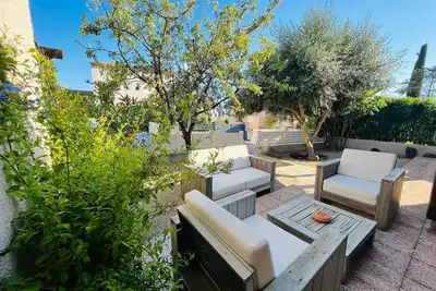Image de Warm pavilion, Height of Cap D'Agde