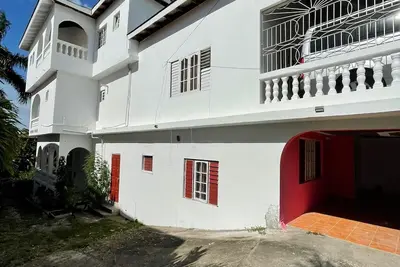 Image de Gyaneth guest house Ideal getaway for work, or an escape for the entire family.