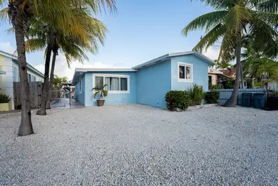 Image de Beautiful Relaxing Home On The Water W/  Fishing, Restaurants, Sandbar Near You!