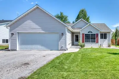 Image de 3 Bedroom, 2 bathroom house