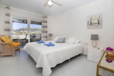 Image de Agréable appartement pour 6 personnes avec Wifi, piscine, climatisation, Tv et terrasse