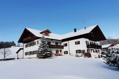 Image de Apartment - 4 persons+, 70sqm, 2 bedrooms, balcony, eat-in kitchen, unique location, Wlan