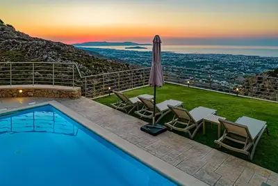 Image de Villa Lia with private ecologic pool and amazing view!