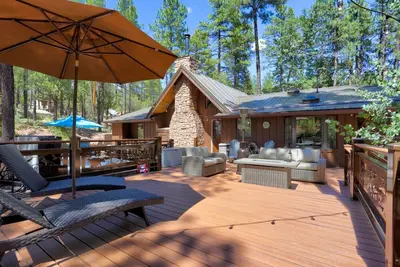 Image de Rosscup Reserve | Secluded Cabin w\/Spa & Deck!