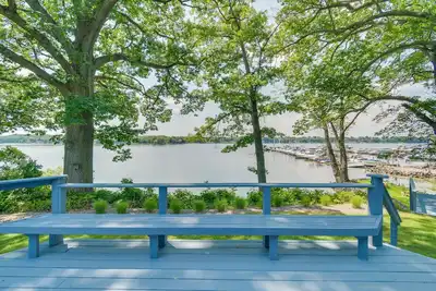 Image de Waterfront Getaway on Sodus Bay: Prime Location!
