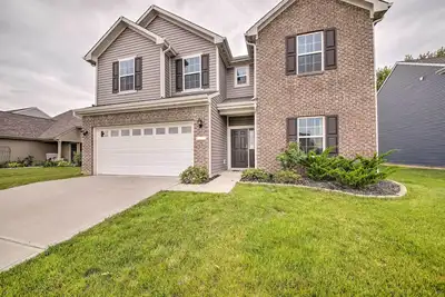 Image de Quiet Greenwood Home ~ 16 Mi to Indianapolis!