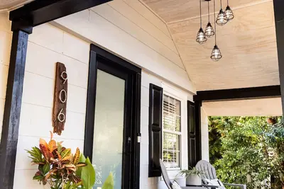 Image de Modernized 2br Historic Home w/ King bed