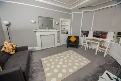 Image de Appartement-Salle de bain privée séparée-Vue sur Jardin
