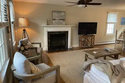 Image de Pristine Home - 2 min walk to beautiful private beach