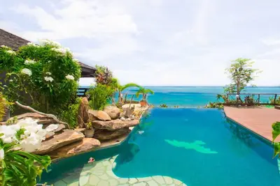 Image de Beautiful Oceanfront bungalow with Infinity Pool!
