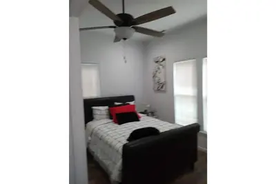 Image de A Newly Remodel Modern Masterpiece