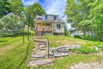 Image de Cozy Ishpeming Cottage w/ Lake & Park Views!