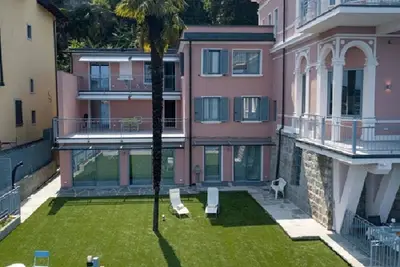 Image de Palm apartment in Baveno with lake view