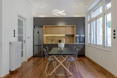 Image de 3Bdr Modern Design & Bright Interiors in Plaka