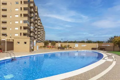 Image de Bel appartement avec climatisation, Wifi, piscine, Tv, terrasse, animaux admis et parking