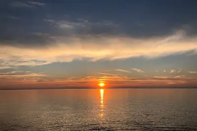 Image de Lakefront Staycation