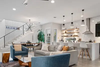 Image de 1309 Holly #A xxxxxx