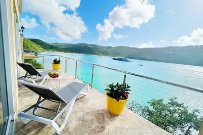 Image de Sailfish Villa Beachfront Magens Bay St. Thomas!