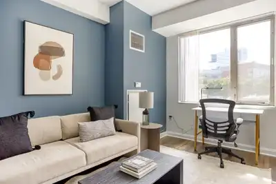 Image de Lovely Kendall Square 1br w/ Concierge & Gym, steps to Mit, by Blueground