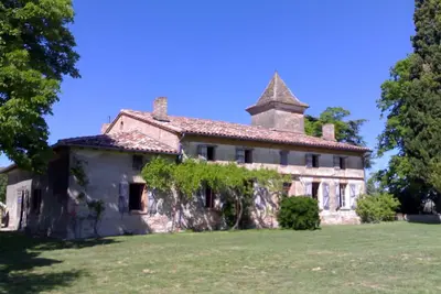 Image de Maison de caractère avec pigeonnier et piscine