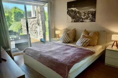 Image de Central, quiet & stylish with mountain panorama + garden