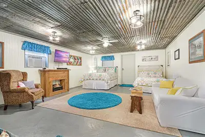 Image de Come On Inn | Close to Downtown Wimberley!