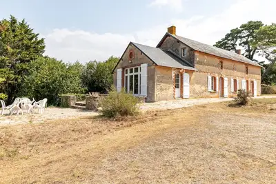 Image de \"La Savarière\": Gîte campagne et plage pour 12