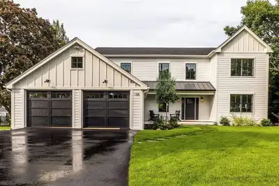 Image de New Construction, Wolfeboro, Nh Walk to Town