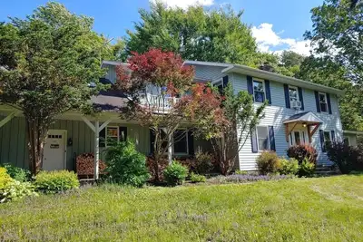 Image de Near Colgate and Seven Oaks Golf, Accommodates 8 Guests