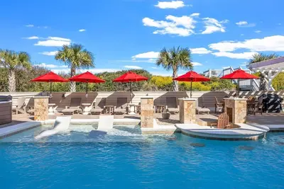 Image de Gorgeous, Luxury, Cabana Service, Elevator, Theater Room, C0225