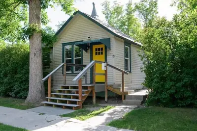 Image de Adorable and Cozy Bungalow - 2 Bedrooms - 1 bath