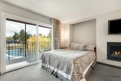 Image de \"Dam Pretty View\" Condo overlooking Deschutes River