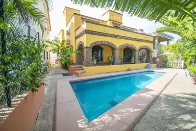 Image de Conde de Oviedo Whole Home with Pool