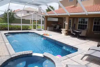 Image de Watching Disney fireworks from pool, 20 mins to all theme parks, gated community